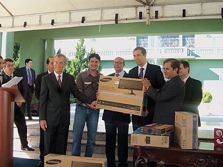 Futebol Premiando a Saúde - Entrega de kits secretarias municipais de saúde