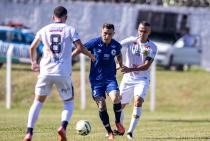 Centro Oeste bate Aparecidense na ida do playoff: 4x2