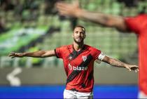 Vila Nova e Atlético abrem 12ª rodada com vitória na Série B